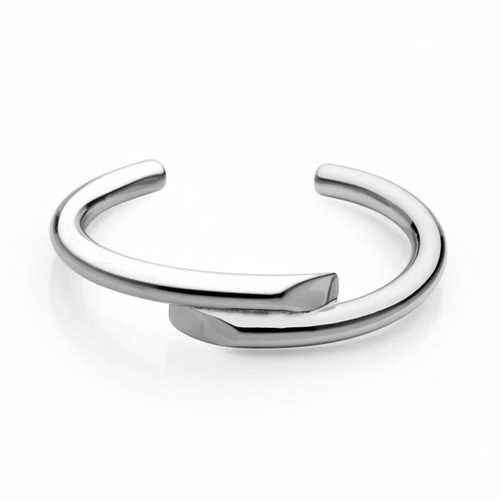 Vergoldeter Armreif mit modernem Liniendesign – minimalistisches Damenarmband