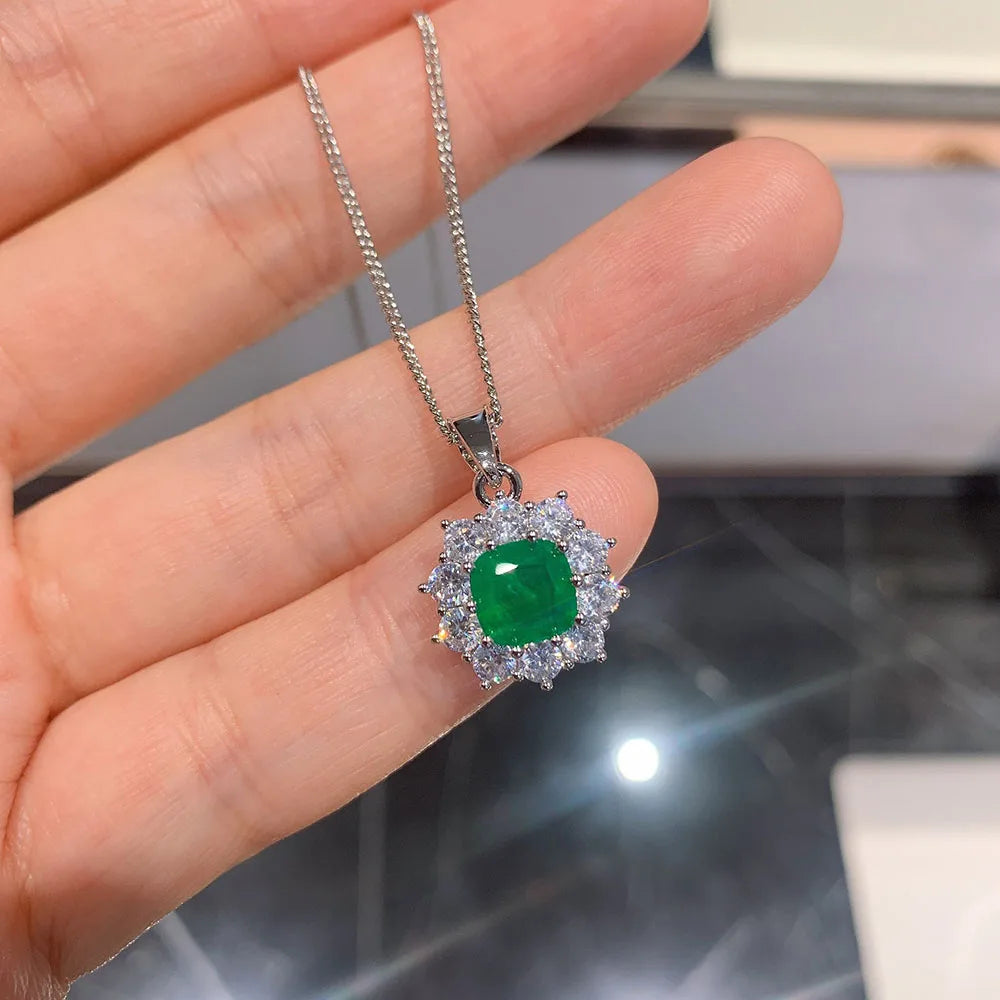 Royal Gem Set – Halskette, Ohrringe & Ring mit Edelstein-Optik