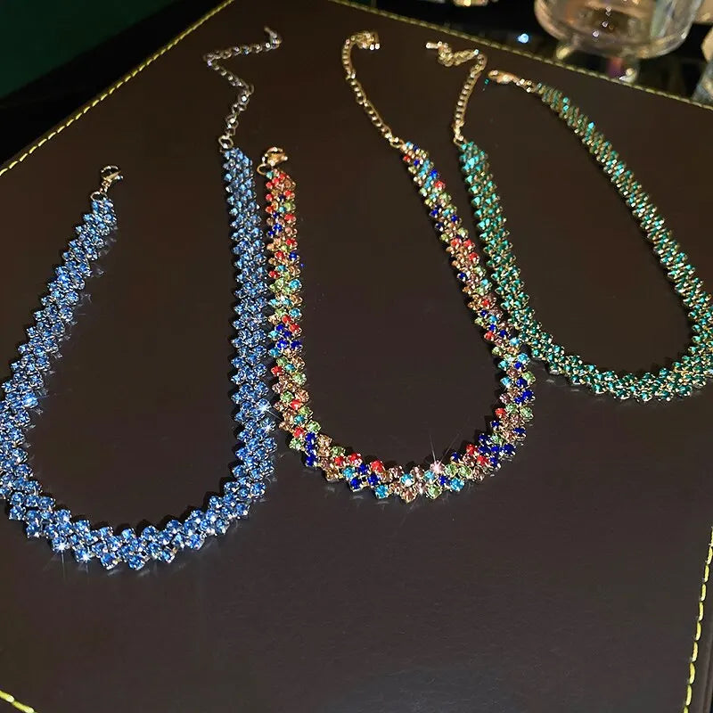 Celestia Crystal Choker - Funkelnde Eleganz für besondere Momente