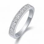 Moissanit Eternity Ring aus 925er Sterlingsilber