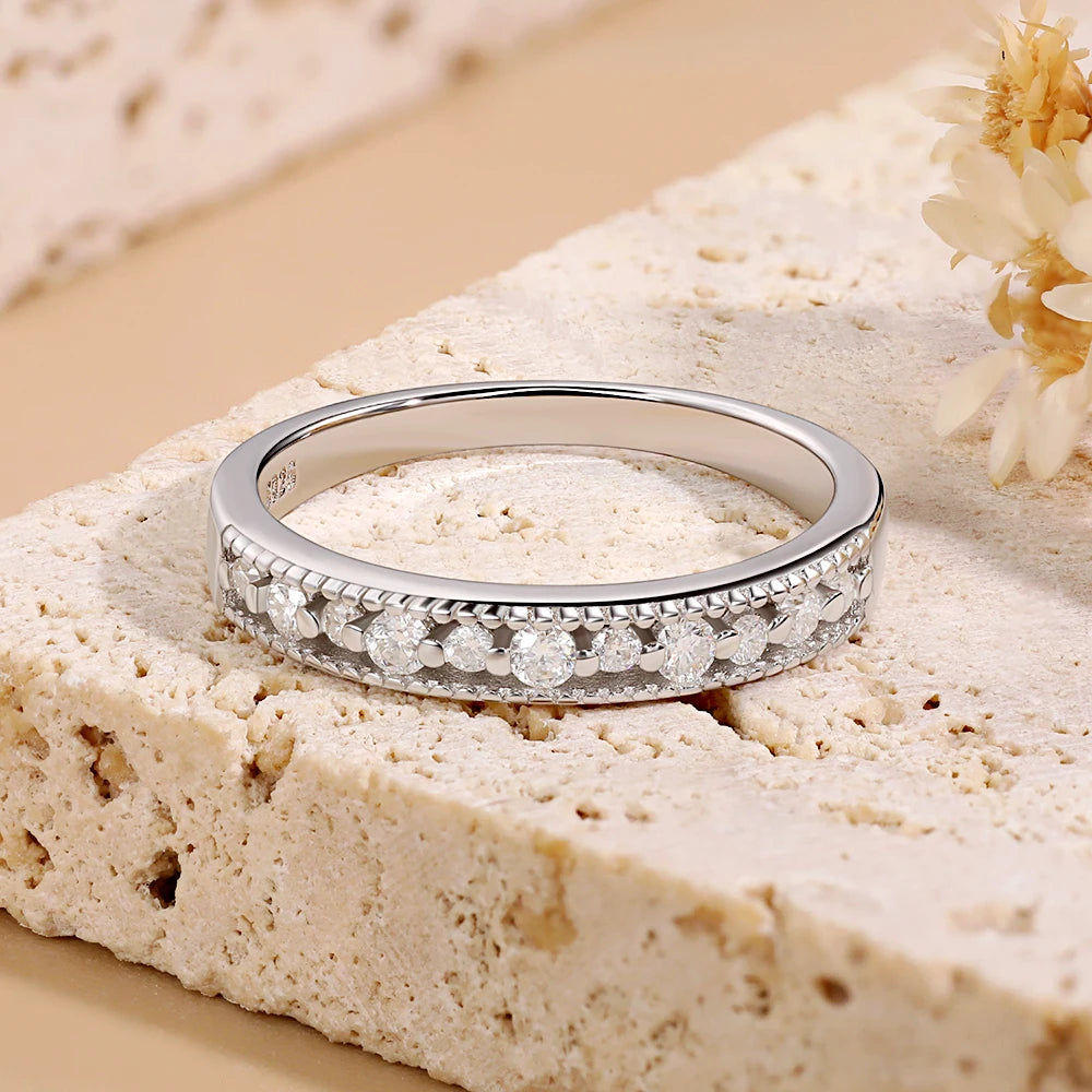 Moissanit Eternity Ring aus 925er Sterlingsilber
