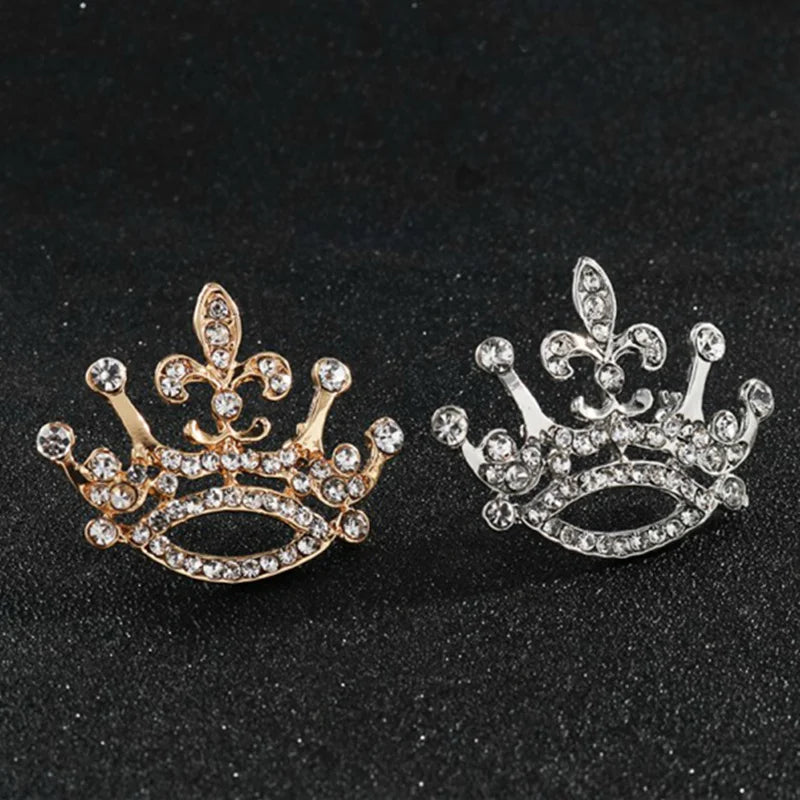 Retro-Kronenbrosche mit funkelnden Kristallen – royale Strassbrosche für Damen, handgefertigt