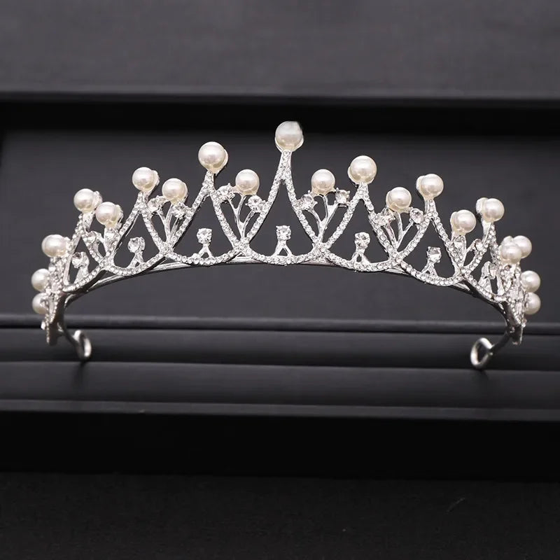Aurora Queen Tiara - Königlicher Glanz für besondere Momente